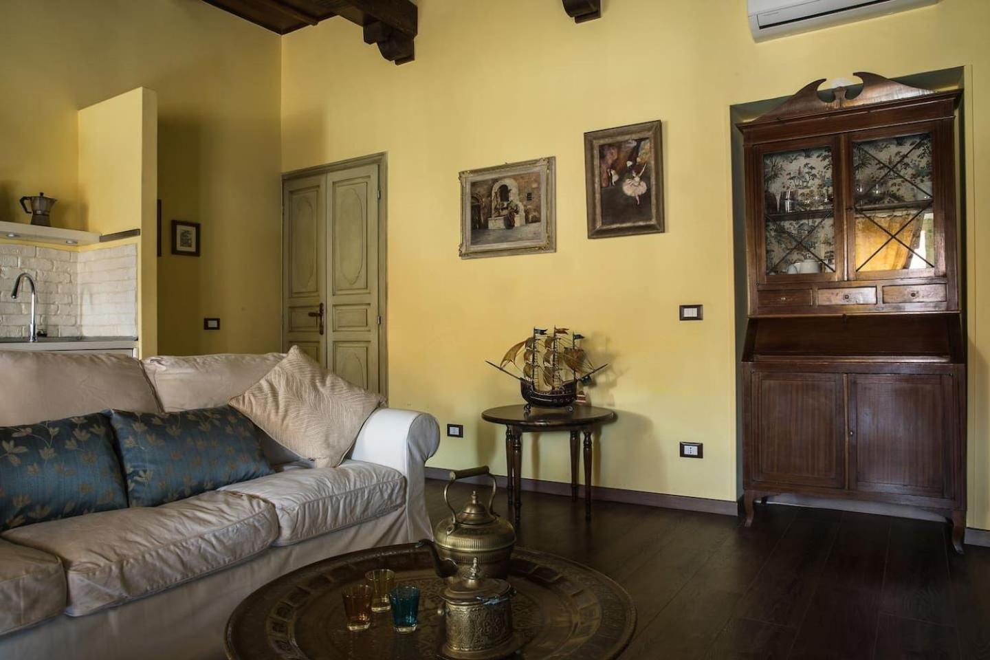 Crispi Deluxe 2 Bedroom โรม ภายนอก รูปภาพ